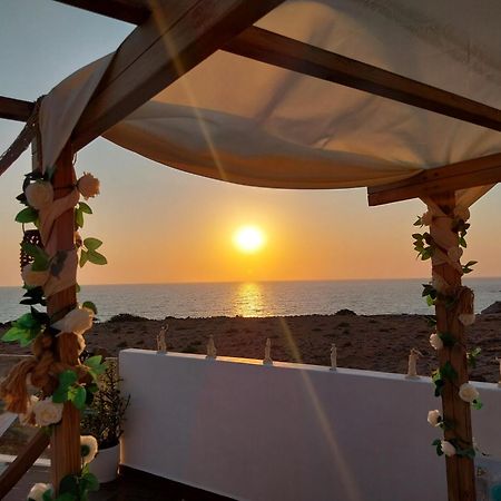 Tramonto Luxury Villa No1- Breathtaking Sunset View Foiníkion エクステリア 写真
