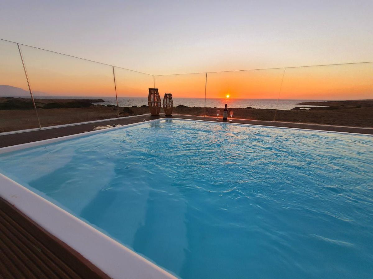 Tramonto Luxury Villa No1- Breathtaking Sunset View Foiníkion エクステリア 写真